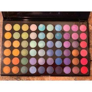 REDGINGER professional makeup palette